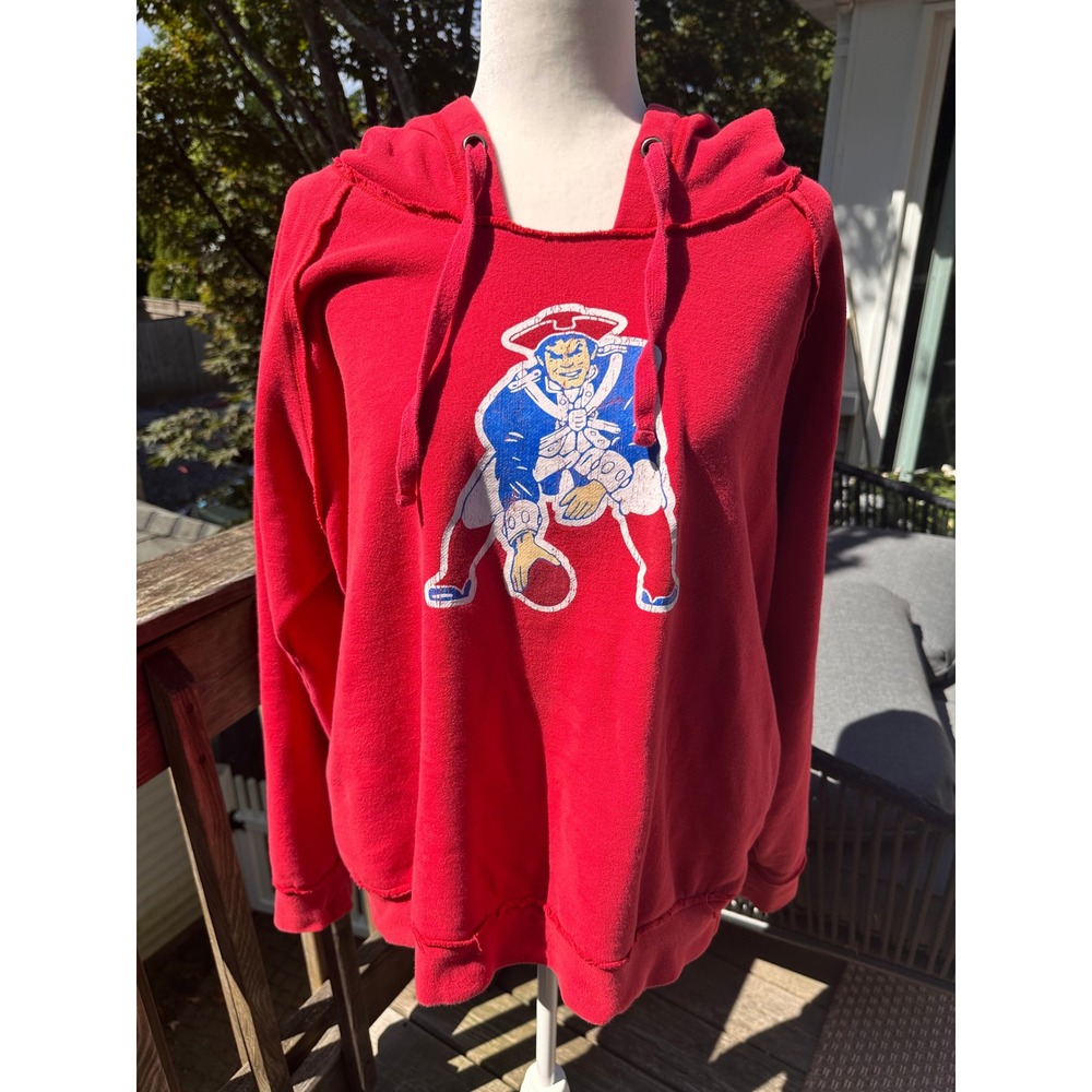 New England Patriots Womens Red Hoodie XL Pat Patriot Vtg Throwback Distressed